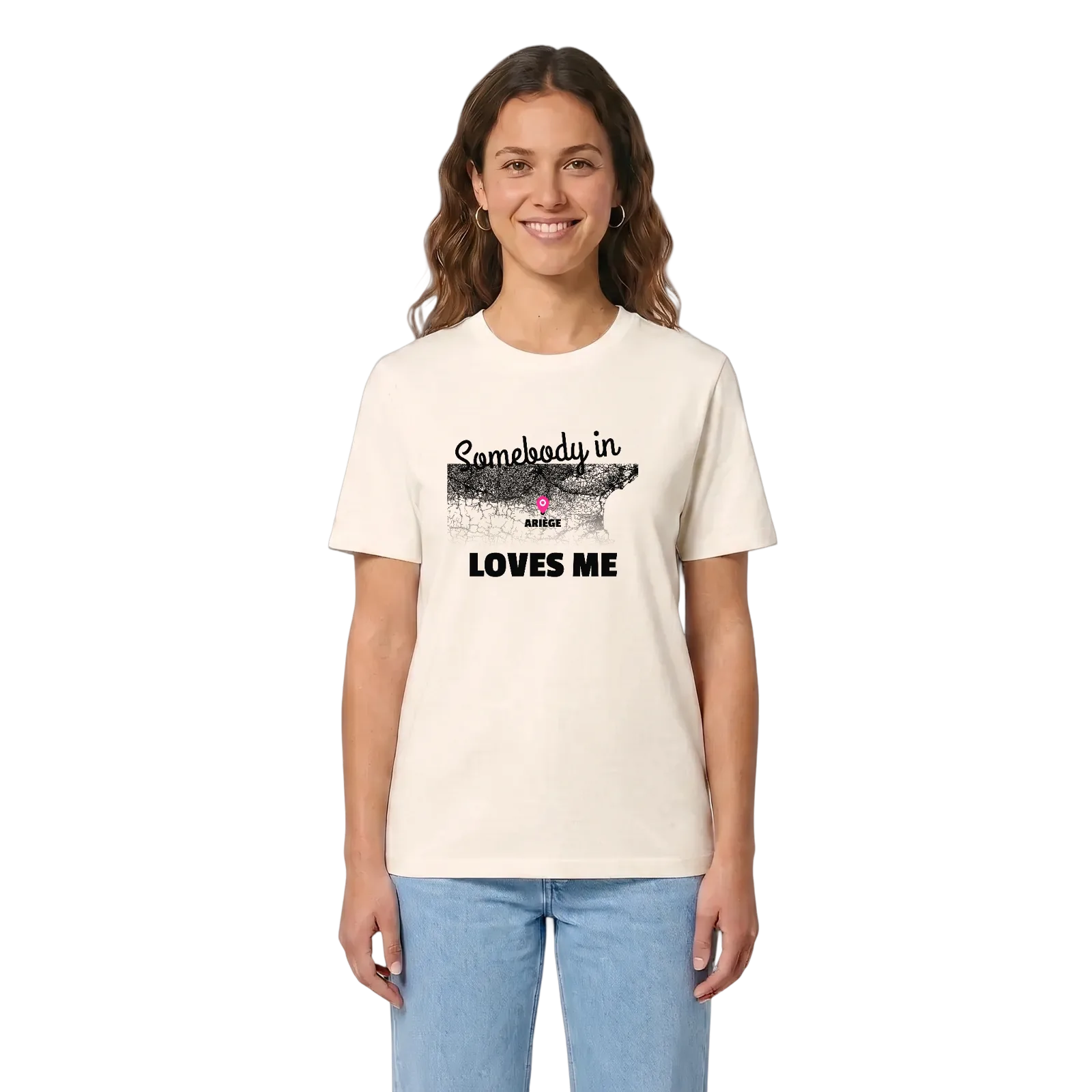 Nogen i Ariège elsker mig T-shirt – Vintage White, i miljø