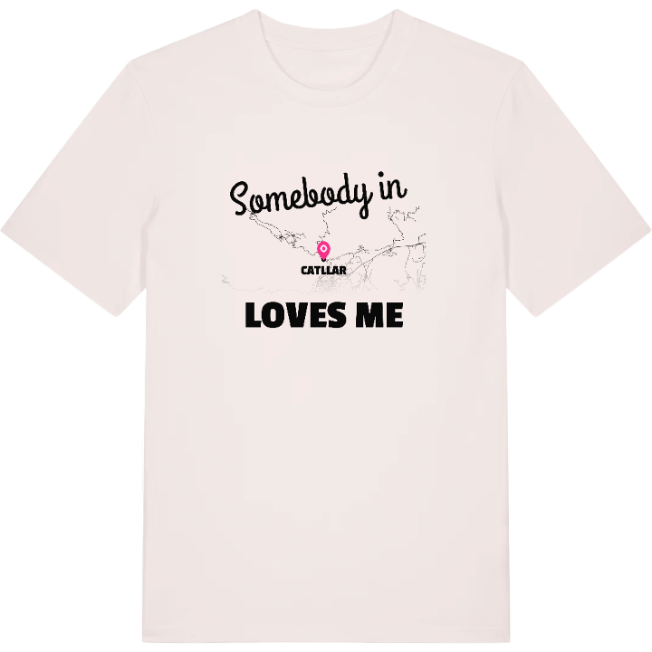 Nogen i Catllar elsker mig T-shirt – t-shirt fra PinShirt