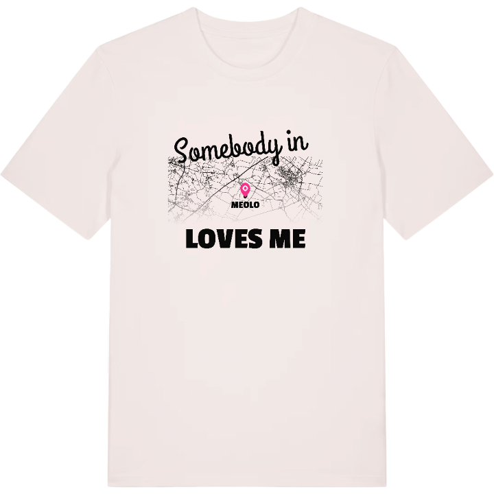 Nogen i Meolo elsker mig T-shirt – t-shirt fra PinShirt