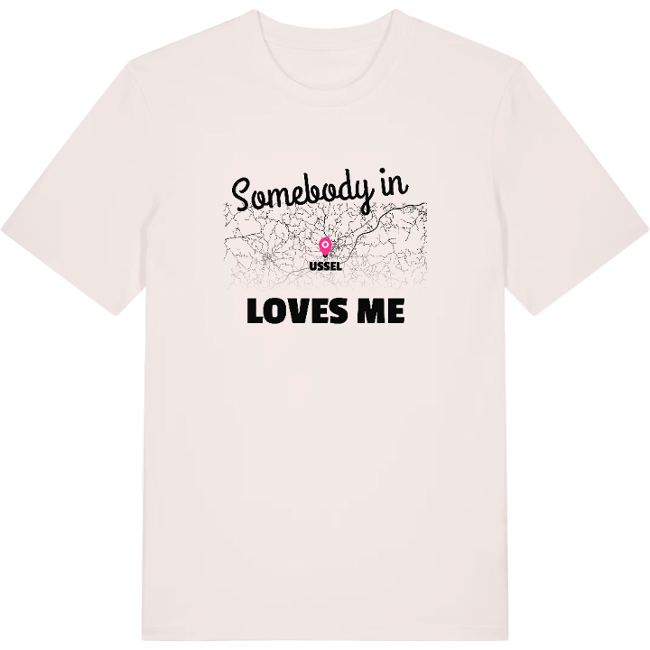 Nogen i Ussel elsker mig T-shirt – t-shirt fra PinShirt