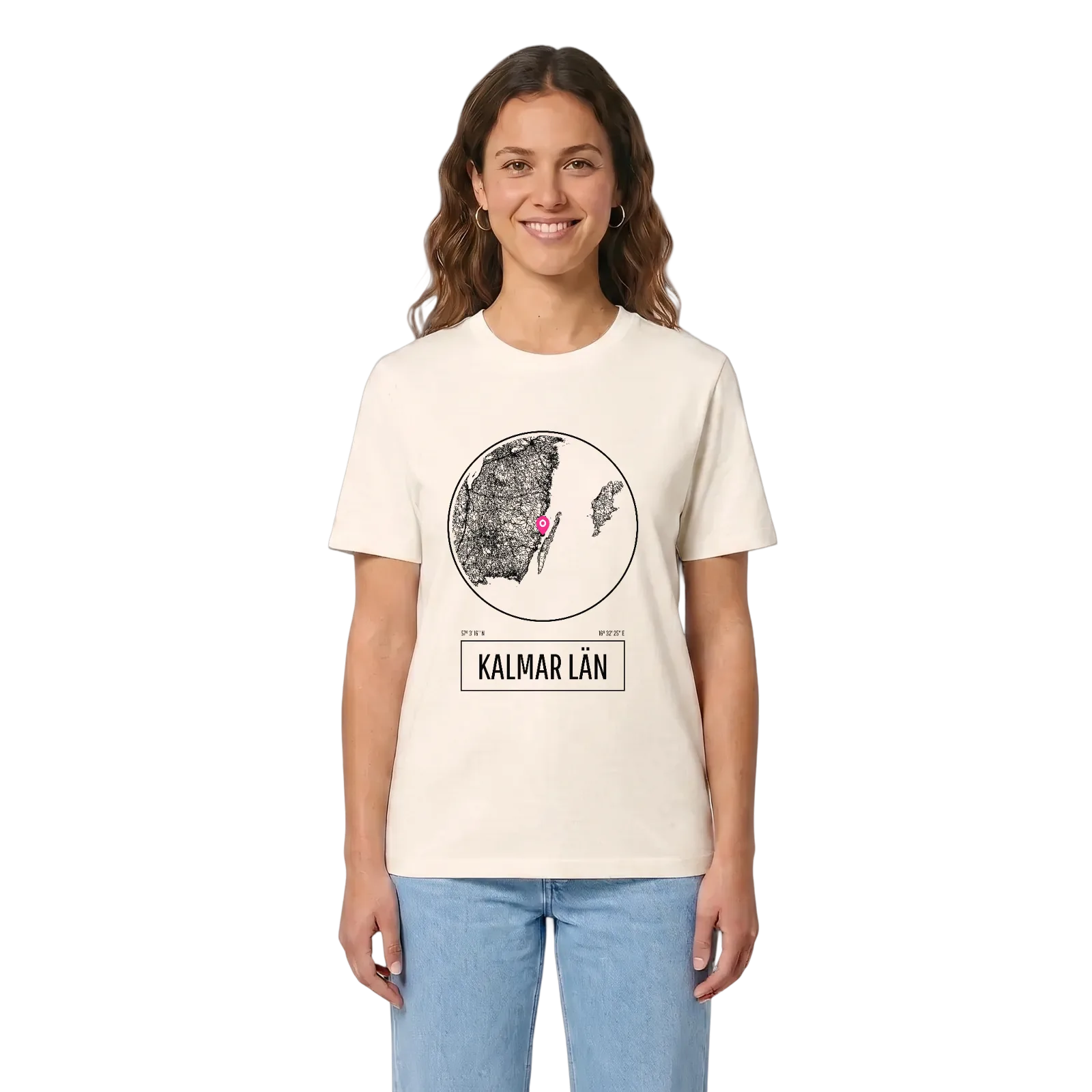 Kalmar län t-shirt – Vintage White, in context