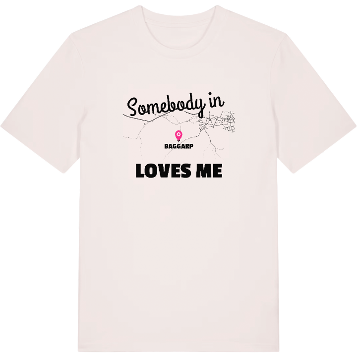 Någon i Baggarp älskar mig t-shirt – t-shirt från PinShirt