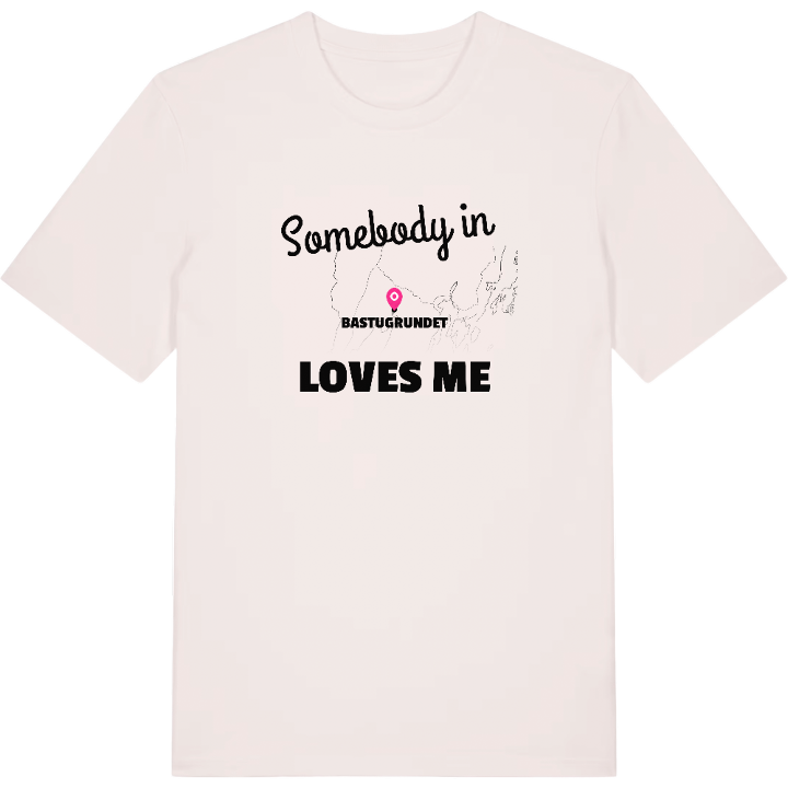Någon i Bastugrundet älskar mig t-shirt – t-shirt från PinShirt