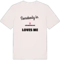 Någon i Björkmanskojan älskar mig t-shirt