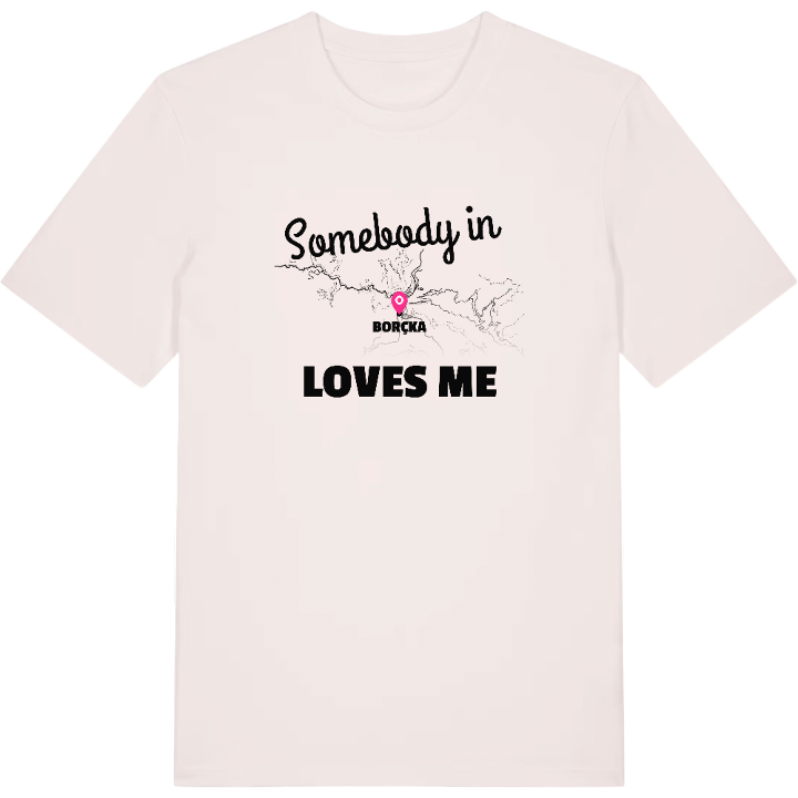 Någon i Borçka älskar mig t-shirt – t-shirt från PinShirt