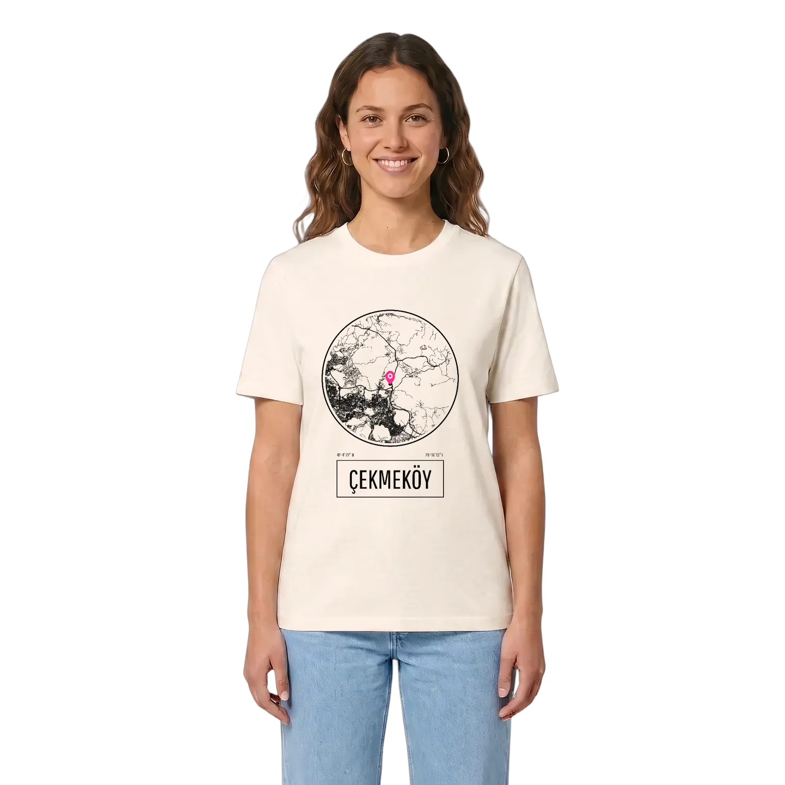 Çekmeköy t-shirt – Vintage White, i miljö
