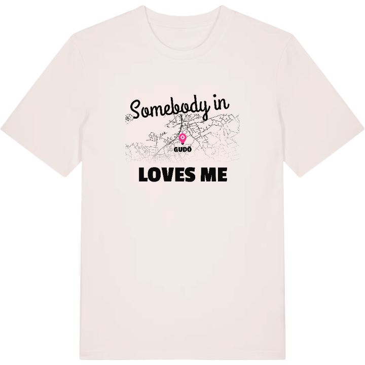 Någon i Gudö älskar mig t-shirt – t-shirt från PinShirt