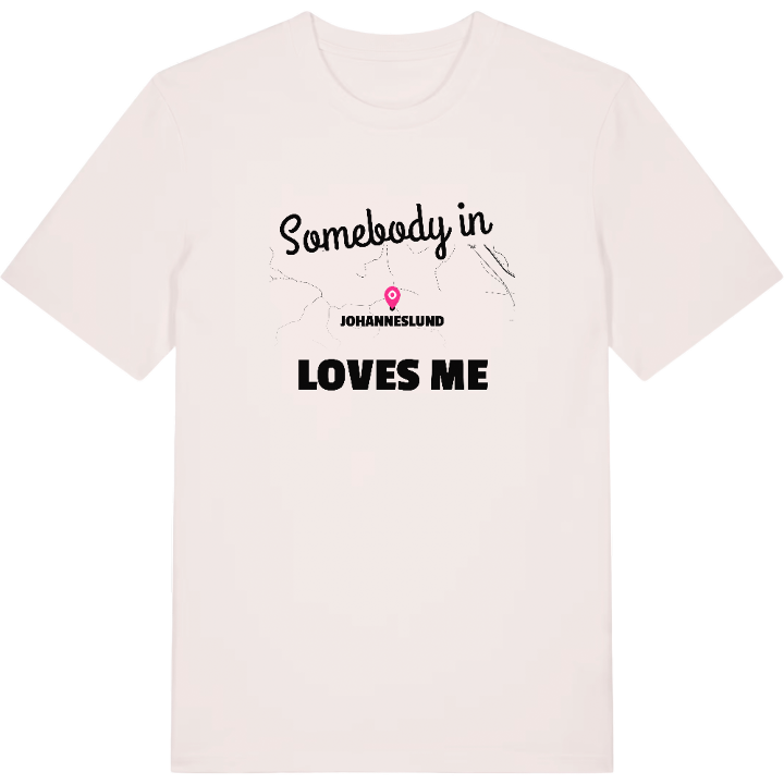 Någon i Johanneslund älskar mig t-shirt – t-shirt från PinShirt