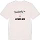 Någon i Köp älskar mig t-shirt