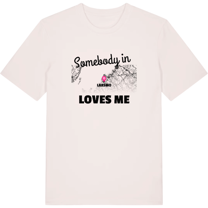 Någon i Larsmo älskar mig t-shirt – t-shirt från PinShirt