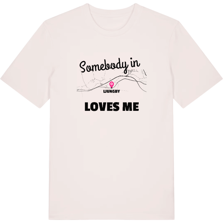 Någon i Ljungby älskar mig t-shirt – t-shirt från PinShirt