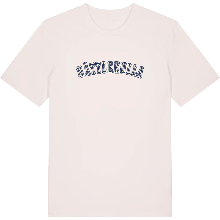 Nättlekulla college t-shirt – t-shirt från PinShirt