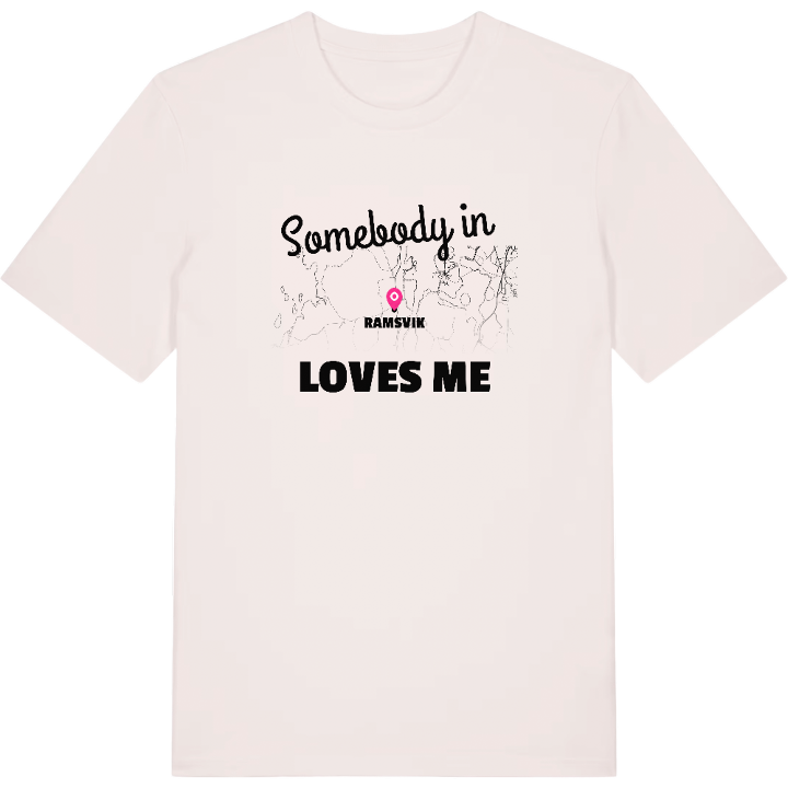 Någon i Ramsvik älskar mig t-shirt – t-shirt från PinShirt