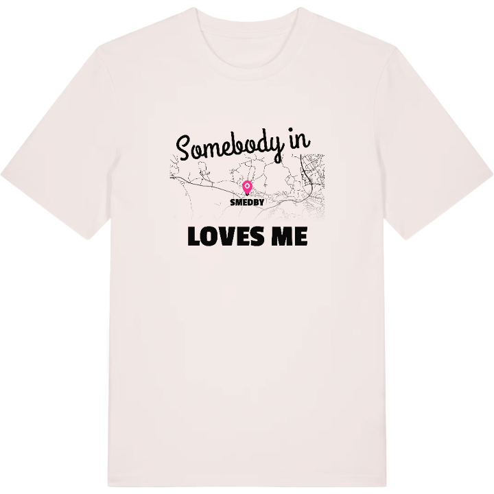 Någon i Smedby älskar mig t-shirt – t-shirt från PinShirt