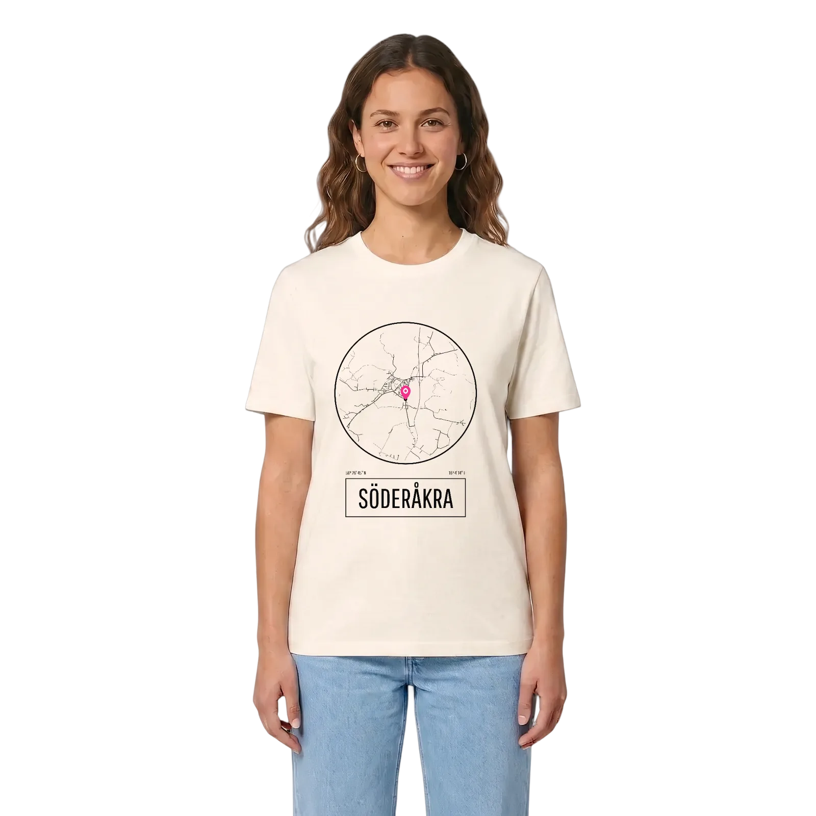 Söderåkra t-shirt – Vintage White, i miljö