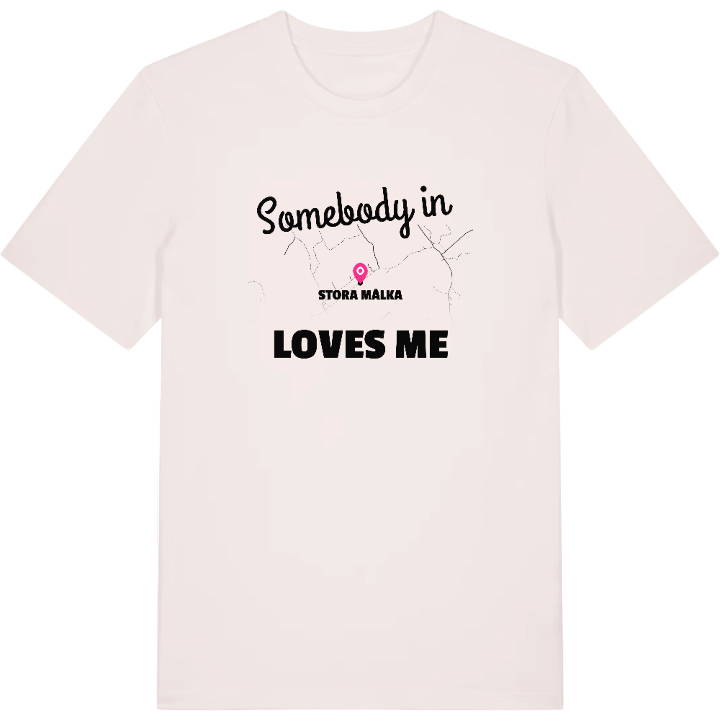 Någon i Stora Målka älskar mig t-shirt – t-shirt från PinShirt