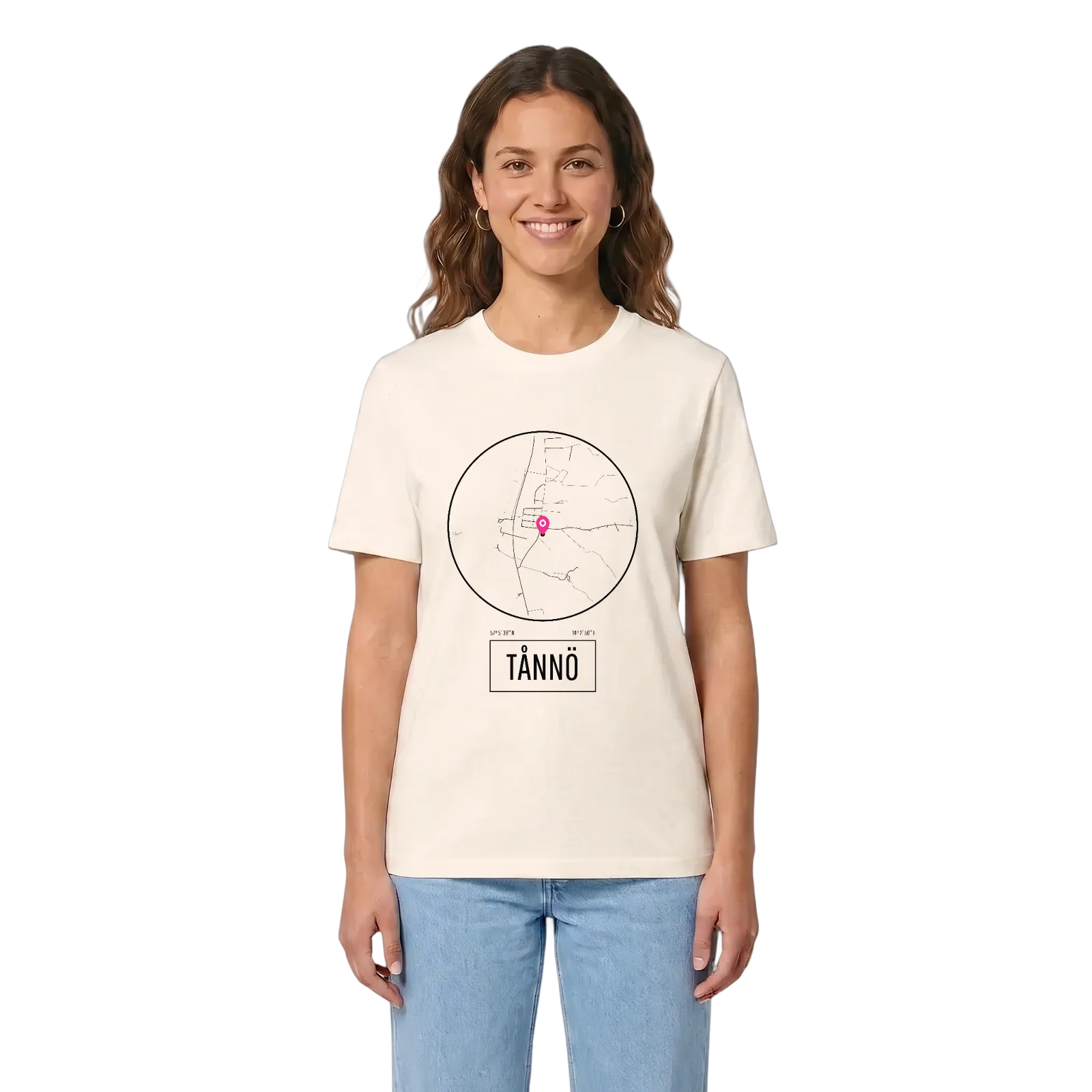 Tånnö t-shirt – Vintage White, i miljö