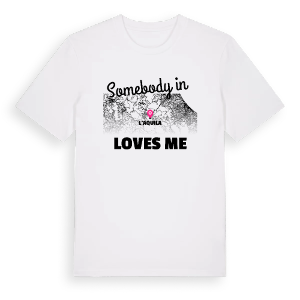 Någon i L'Aquila älskar mig t-shirt – ekologisk bomull t-shirt från Pinshirt