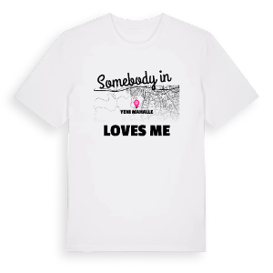 Någon i Yeni Mahalle älskar mig t-shirt – ekologisk bomull t-shirt från Pinshirt