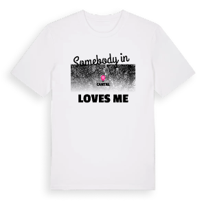 Någon i Cantal älskar mig t-shirt – ekologisk bomull t-shirt från Pinshirt