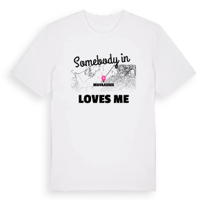 Någon i Nikolassee älskar mig t-shirt – ekologisk bomull t-shirt från Pinshirt