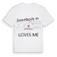 Någon i Devrouze älskar mig t-shirt