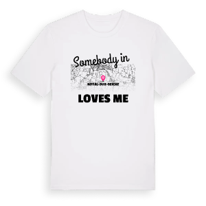 Någon i Noyal-sur-Seiche älskar mig t-shirt – ekologisk bomull t-shirt från Pinshirt