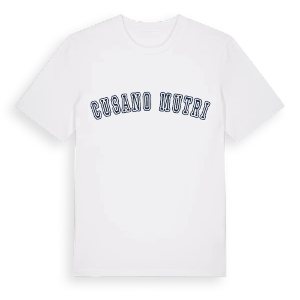 Cusano Mutri college t-shirt – ekologisk bomull t-shirt från Pinshirt