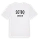 White t-shirt med Sotbo i Sverige t-shirt