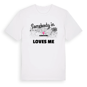 Någon i Scandiano älskar mig t-shirt – ekologisk bomull t-shirt från Pinshirt
