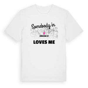 Någon i Ashover CP älskar mig t-shirt – ekologisk bomull t-shirt från Pinshirt
