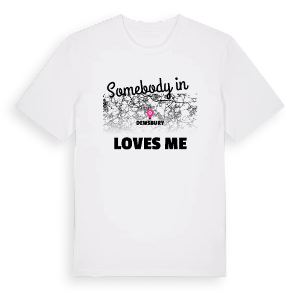 Någon i Dewsbury älskar mig t-shirt – ekologisk bomull t-shirt från Pinshirt