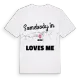Någon i Mere älskar mig t-shirt