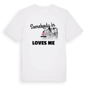 Någon i Sefton älskar mig t-shirt – ekologisk bomull t-shirt från Pinshirt