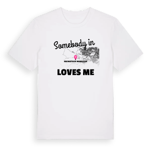 Någon i Karagözler Mahallesi älskar mig t-shirt – ekologisk bomull t-shirt från Pinshirt