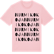 Pink Cotton t-shirt med Nurmikokojan ordlek t-shirt