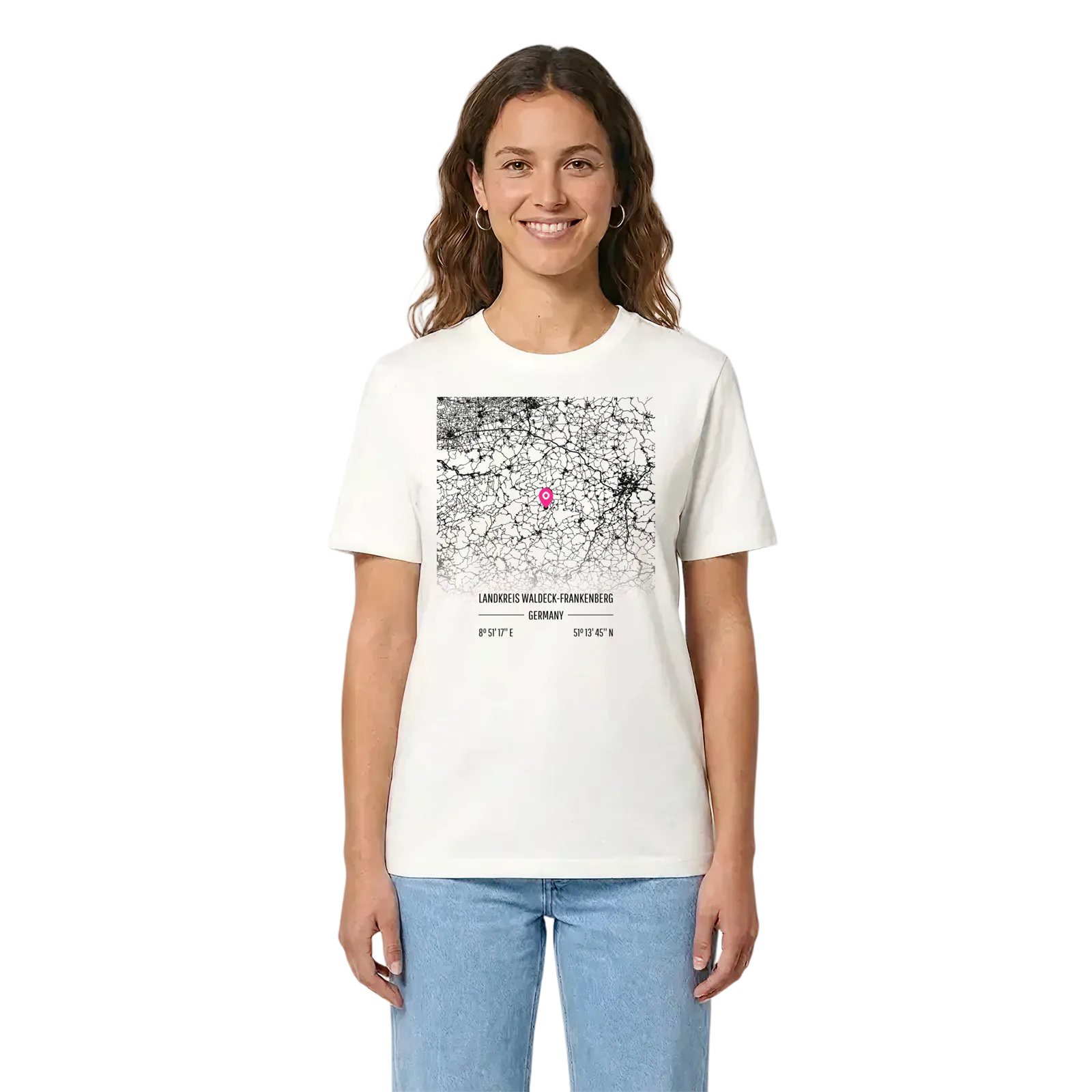 Landkreis Waldeck-Frankenberg karta t-shirt – White, i miljö