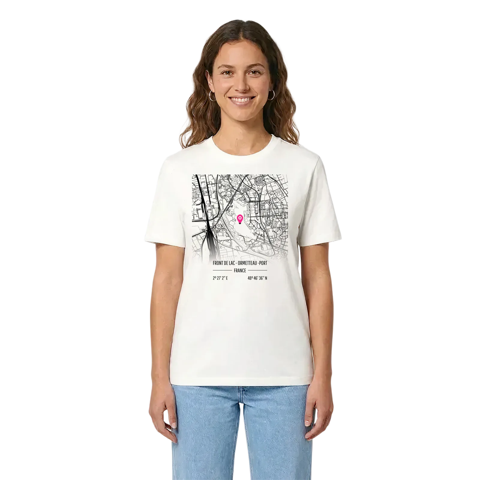 Front de Lac - Ormetteau -Port karta t-shirt – White, i miljö
