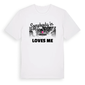 Någon i Güngören älskar mig t-shirt – ekologisk bomull t-shirt från Pinshirt