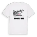 Någon i Adatepe Mahallesi älskar mig t-shirt