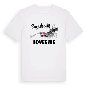 Någon i Balçova älskar mig t-shirt – ekologisk bomull t-shirt från Pinshirt