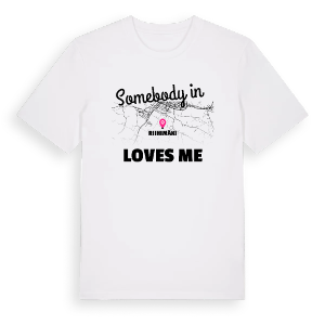 Någon i Riihimäki älskar mig t-shirt – ekologisk bomull t-shirt från Pinshirt