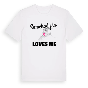 Någon i ჩაქვი älskar mig t-shirt – ekologisk bomull t-shirt från Pinshirt