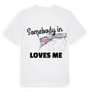 Någon i ოზურგეთის მუნიციპალიტეტი älskar mig t-shirt – ekologisk bomull t-shirt från Pinshirt