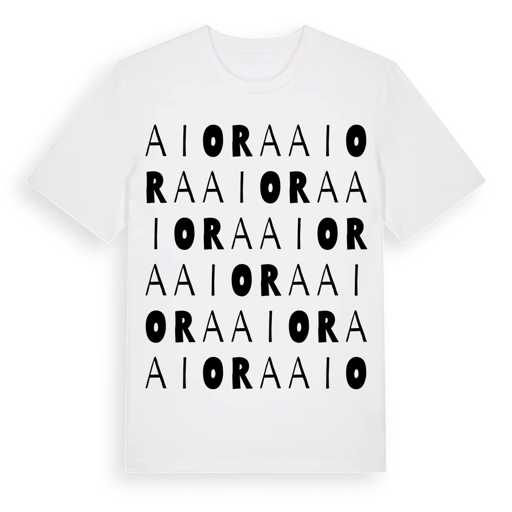 Aiora ordlek t-shirt – White, i miljö
