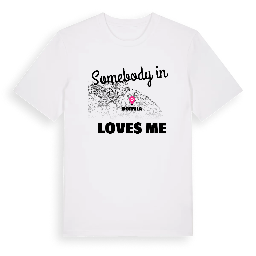 Någon i Bormla älskar mig t-shirt – White, i miljö