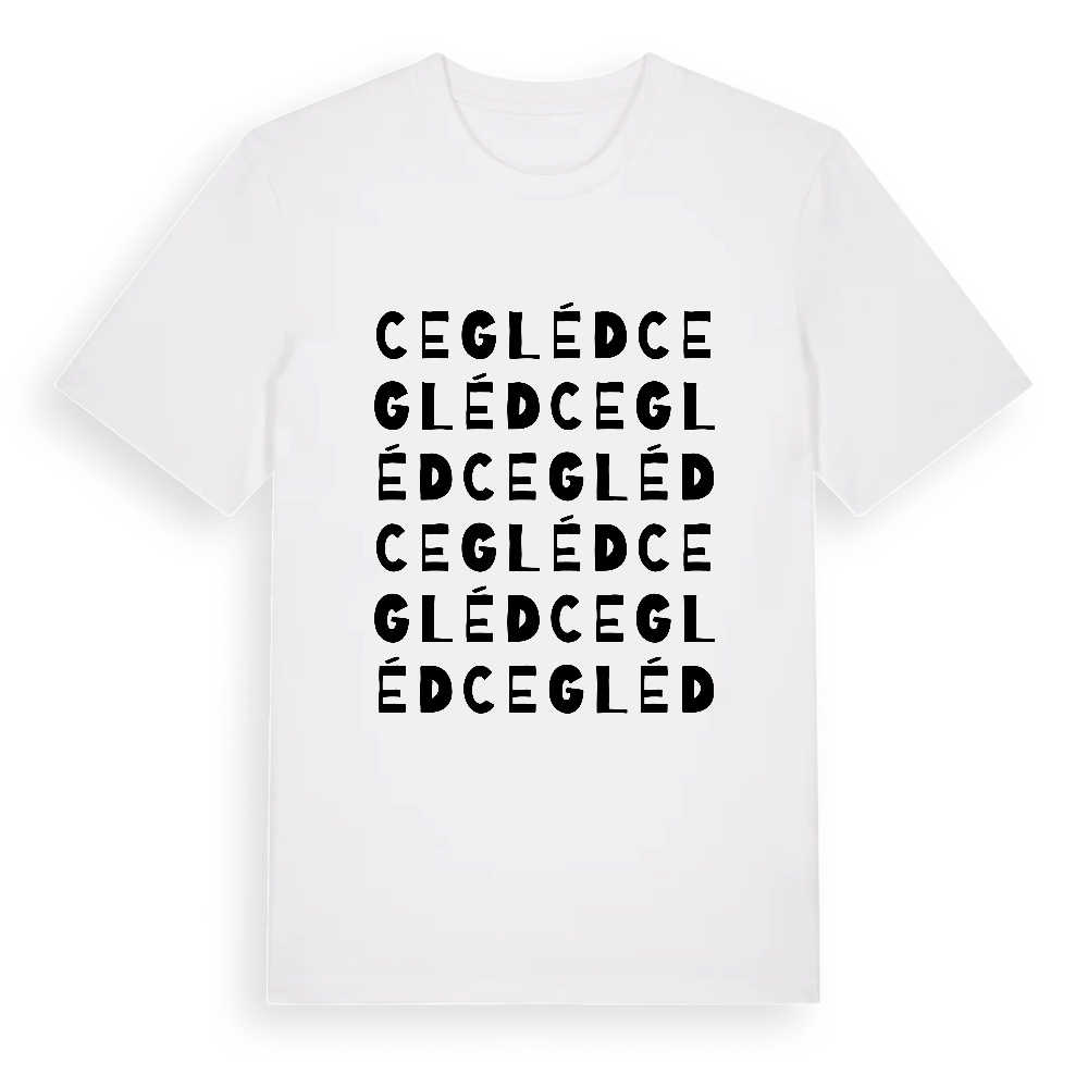 Cegléd ordlek t-shirt – White, i miljö