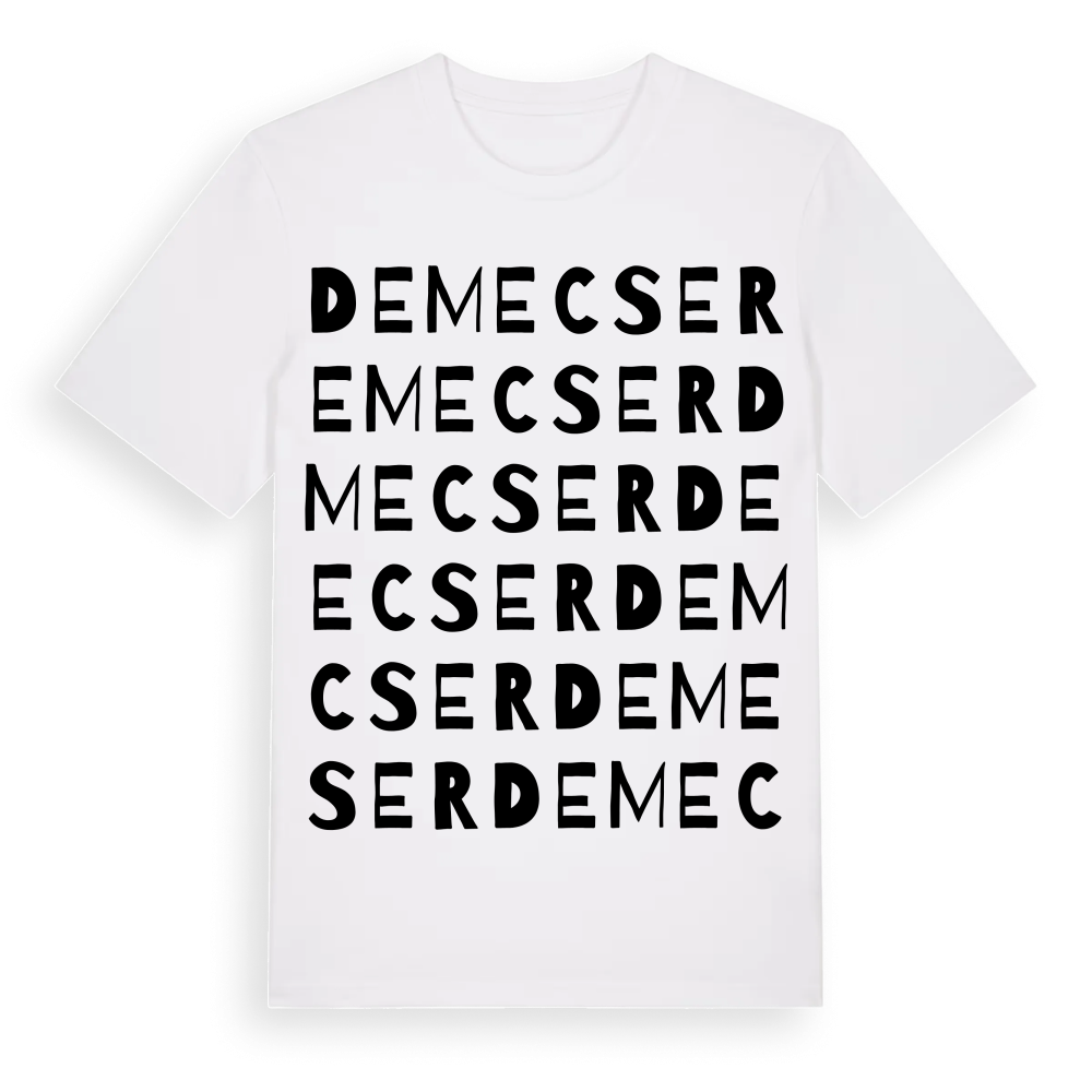 Demecser ordlek t-shirt – White, i miljö