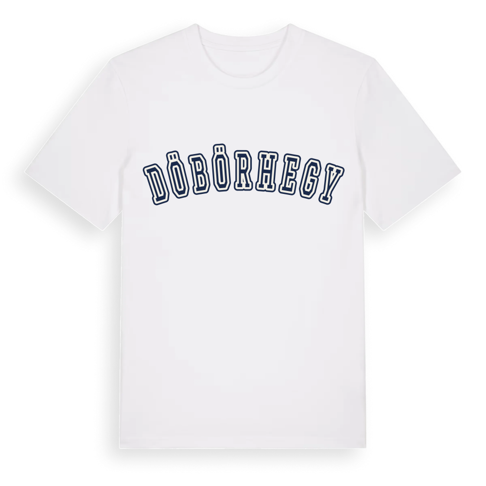 Döbörhegy college t-shirt – White, i miljö
