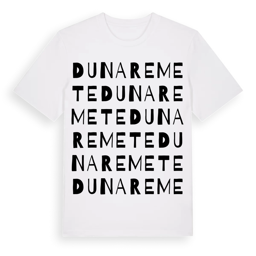 Dunaremete ordlek t-shirt – White, i miljö